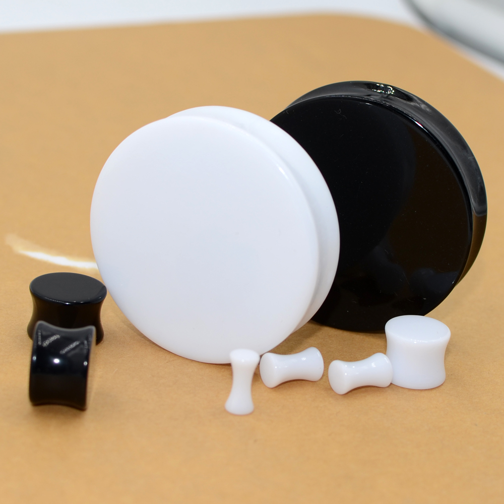 Body Jewelry Ear Gauges - 2ペアのアクリル耳栓,白と黒の大きなゲージ,拡張可能な大きなサイズ,肉のトンネル,3〜50mmのボディピアス