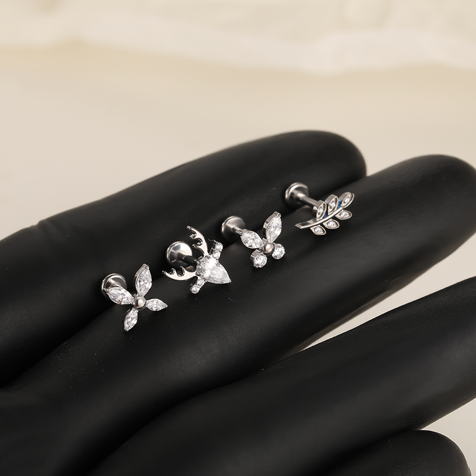1/5個入り G23チタン製 バタフライフラワー CZ軟骨ピ - Belly Bar Titanium のレビューと価格