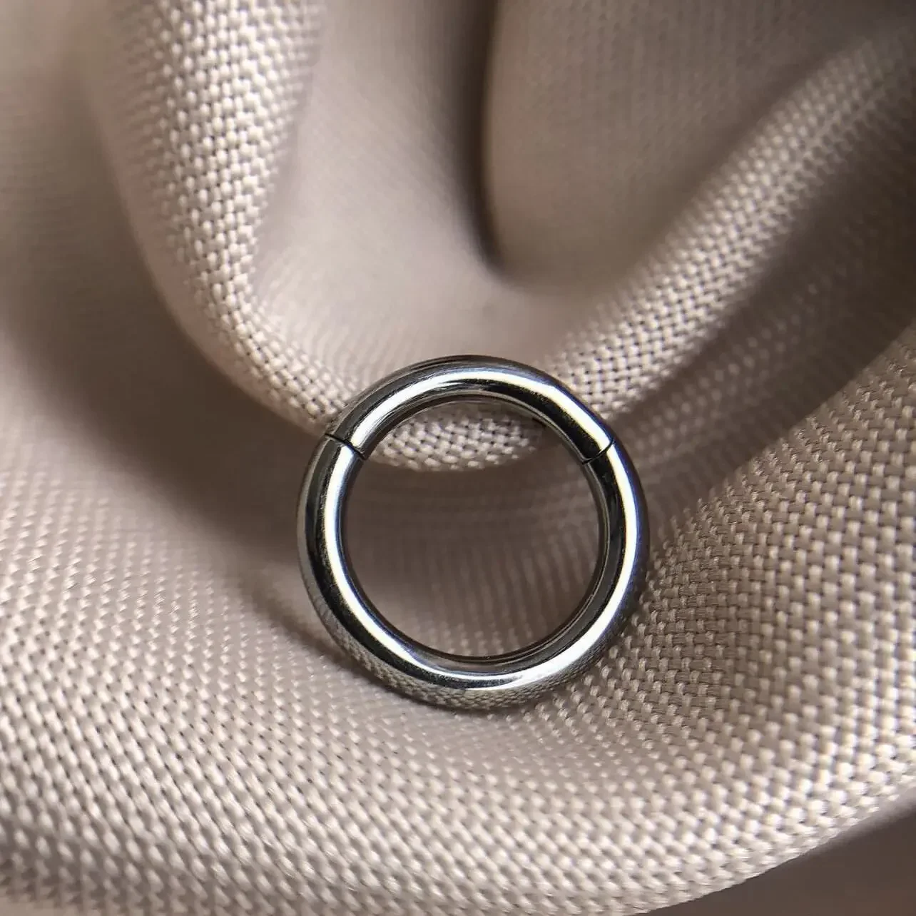 G23 チタン鼻リング 14 グラム 16 グラム 18 グ - Body Jewelry Septum のレビューと価格