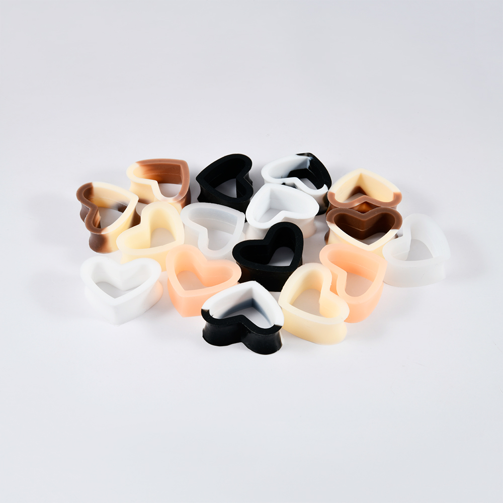 16 ピース/ロットハートシリコーン柔軟な耳トンネルゲージプ - Body Jewelry Ear Gauges のレビューと価格